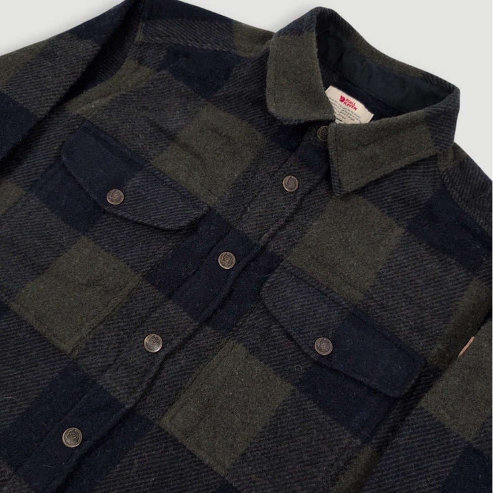 Fjallraven Canada Shirt Mens Medium Green Black Plaid Flannel Wool Blend Gorp